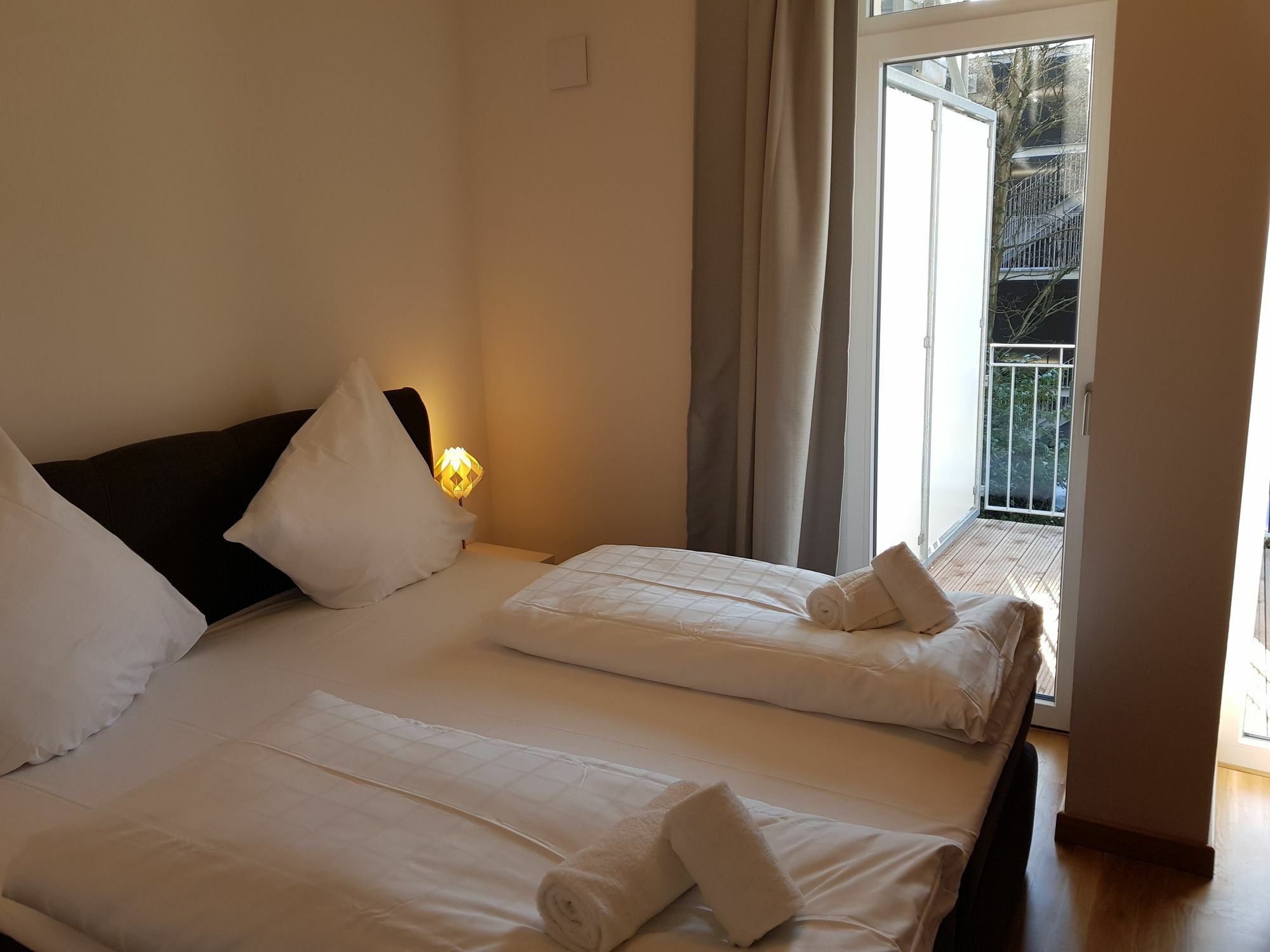 Cityapartments Duesseldorf City Buitenkant foto